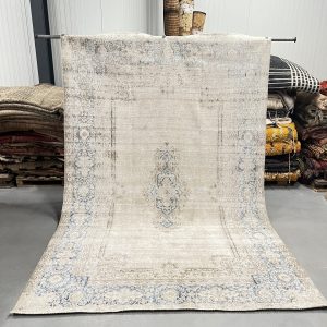 Kerman rug