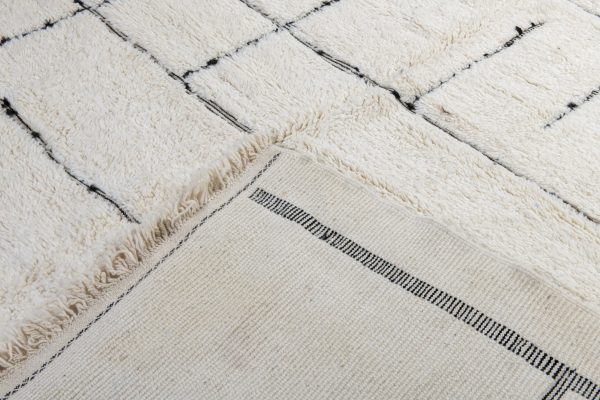 Modern Beni Ouarain Rug 345 x 260