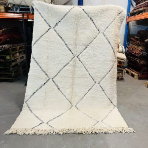 Modern Beni Ouarain Rug 225 x 162