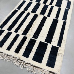 Beni Mrirt Rug 260 x 162