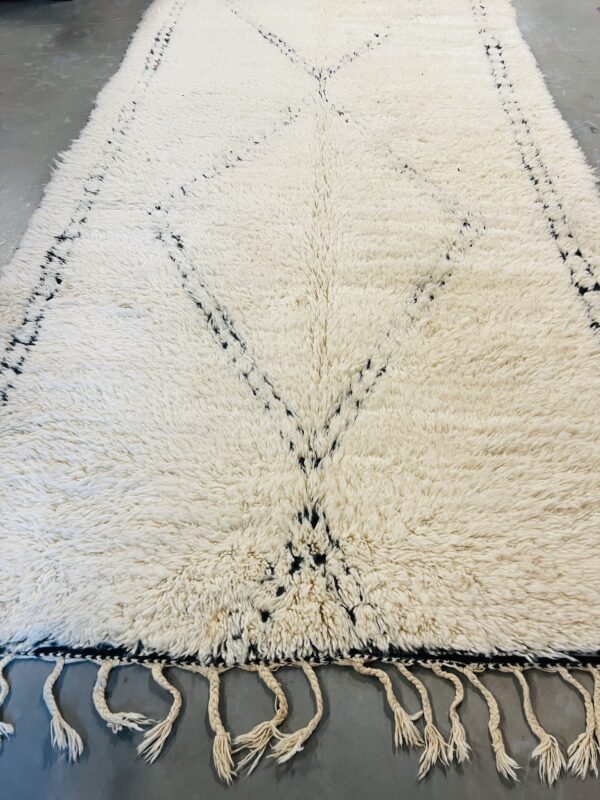 Vintage Beni Ouarain Rug 477 x 215 - Image 13